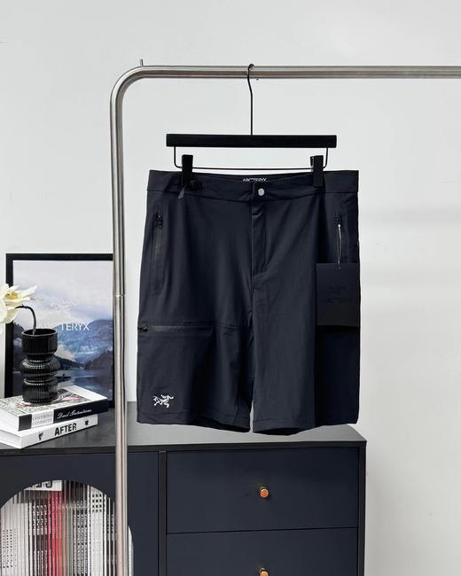 F032785多拉链口袋设计纯色Logo刺绣系扣直筒夏季中腰休闲短裤 商品图6