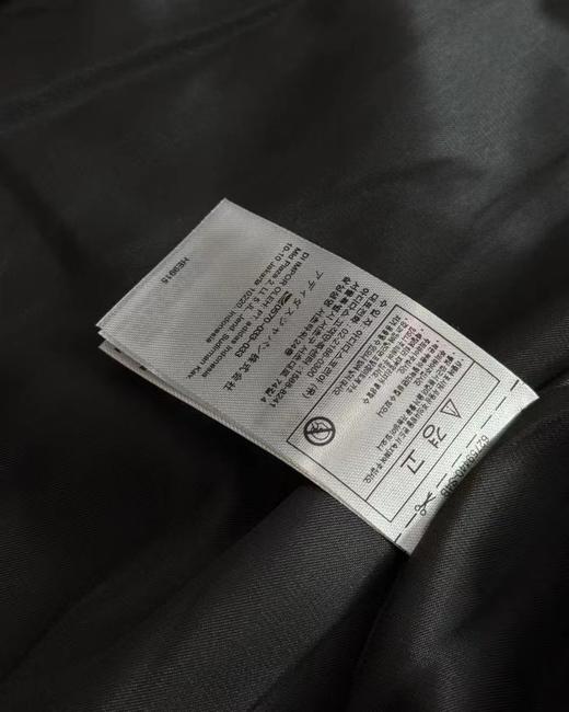 F032748男女同款休闲百搭胸前刺绣立领三条杠夹克外套 商品图9