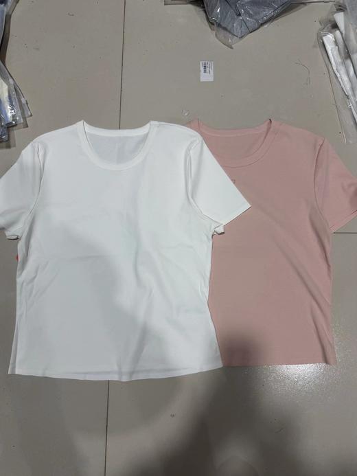 F0327113春夏氛围感糖果色系纯色舒适柔软圆领短袖T恤 商品图3