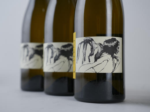 法国勃艮第夏布利2022年狼爪酒庄天使之风晚装瓶干白 商品图3