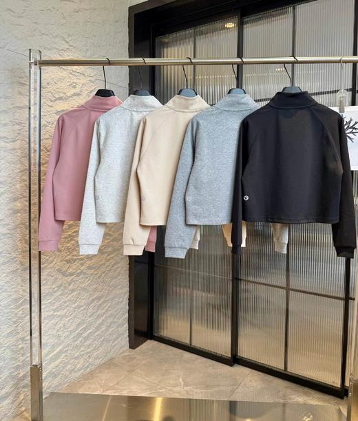 F032768春季秋季女款落肩设计立领宽松版型不松垮外套 商品图1