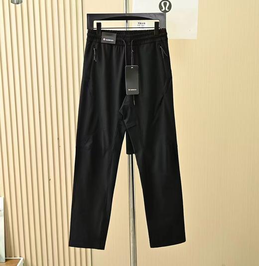 F032766春秋季新款轻量立体版型抽绳设计男士梭织长裤 商品图6