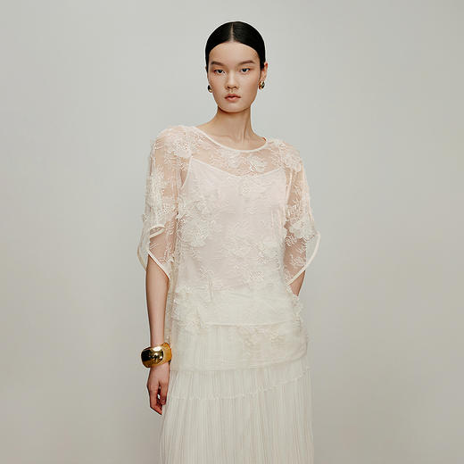 【林栖设计小店】玉兰妙影|时装周同款镂空蕾丝2026夏新款T恤罩衫1962067 商品图8
