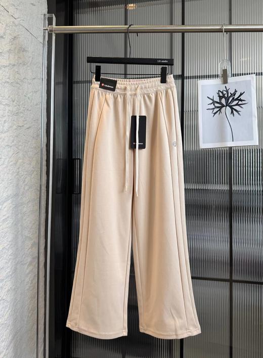 F032767春季秋季女款宽松版立体剪裁柔软舒适透气长裤 商品图7