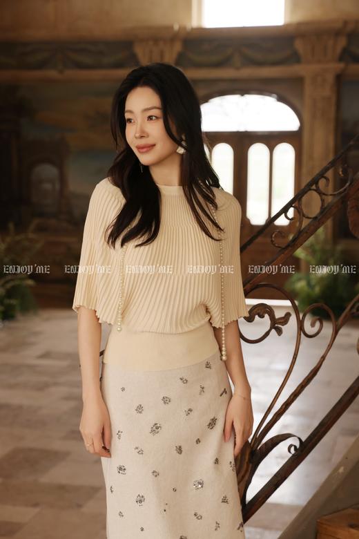 【门店同款】ENJOY春季优雅斗篷针织上衣 170496601 商品图1