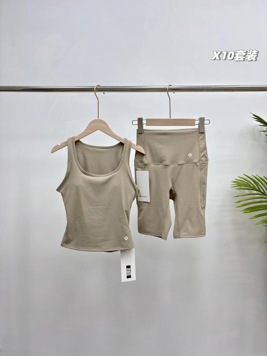 F0327109春夏新款双面云感运动背心+瑜伽短裤套装 商品图5