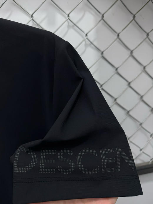 原单正品迪桑特 TRAINING系列综训运动健身男士防晒凉感短袖T恤，
M-3XL 商品图7