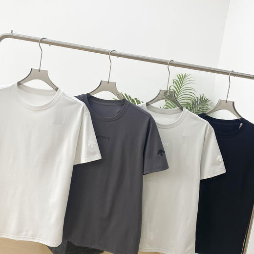 点此购买 迪桑特ESSENTIAL系列男女同款短袖针织衫 qk 343548 商品图6