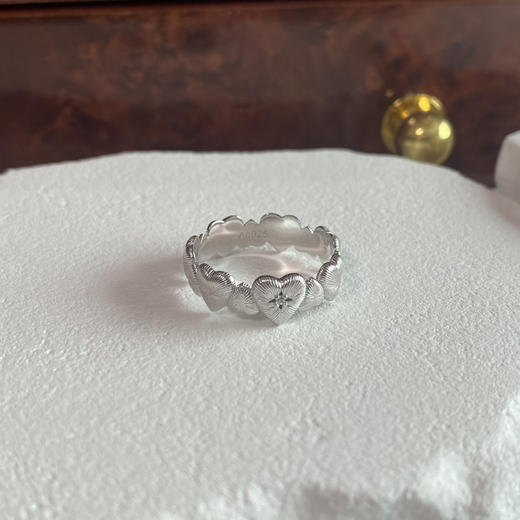 327-9 圆正小众 刻骨铭心 爱心戒指 商品图7