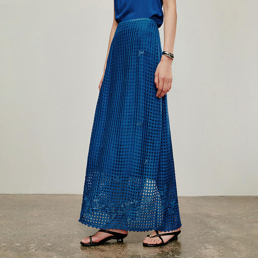 【林栖设计小店】植物染色|手工钉花格纹绣花宽松显瘦2026夏新款半身裙1962202B 商品图0