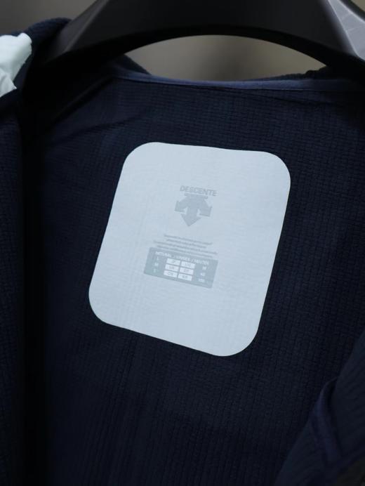 F032726春款户外休闲男士防泼水运动健身梭织连帽冲锋衣外套 商品图7