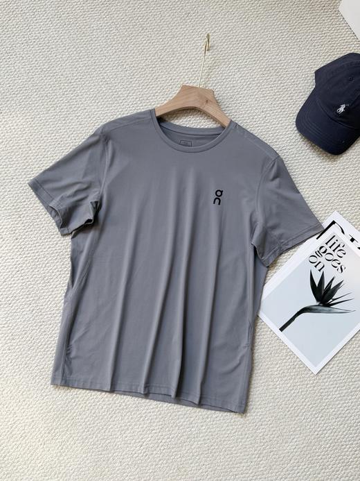 点此购买 昂跑夏季Club-T男士圆领速干短袖T恤 xj 343622 商品图5