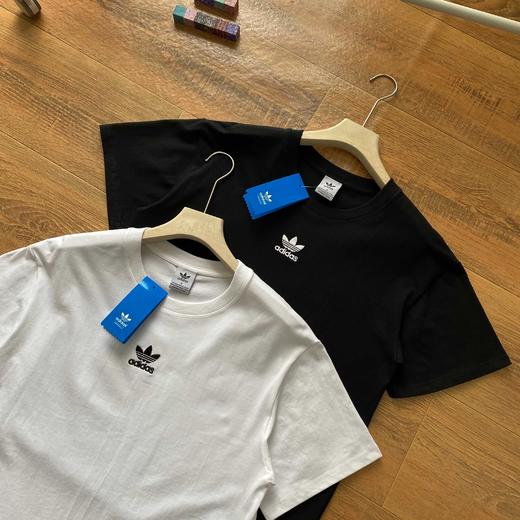 三YE草小logo刺绣男女款夏运动休闲透气短袖T恤 商品图5