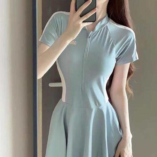 【半拉链设计❗️穿脱便捷】连衣裙式泳衣女高级感新款学生保守显瘦运动平角裤大码游泳装。rh 商品图2