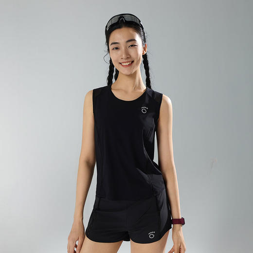 马孔多 | 芭蕾舞者蕾丝运动套装女 凉感速干高弹跑步健身背心短裤 商品图1