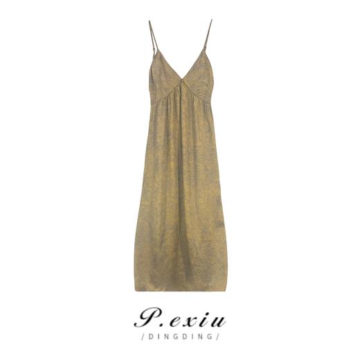 03-5潘依绣丁丁宠粉PanYiXiu/潘依绣醋-酸设计感性感显瘦暗纹气质吊带连衣裙 20854T 商品图0