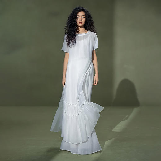 【林栖设计小店】一剪闲云|米白色苎麻宽松显瘦三件套2026夏新款花边套装1962053B 商品图0