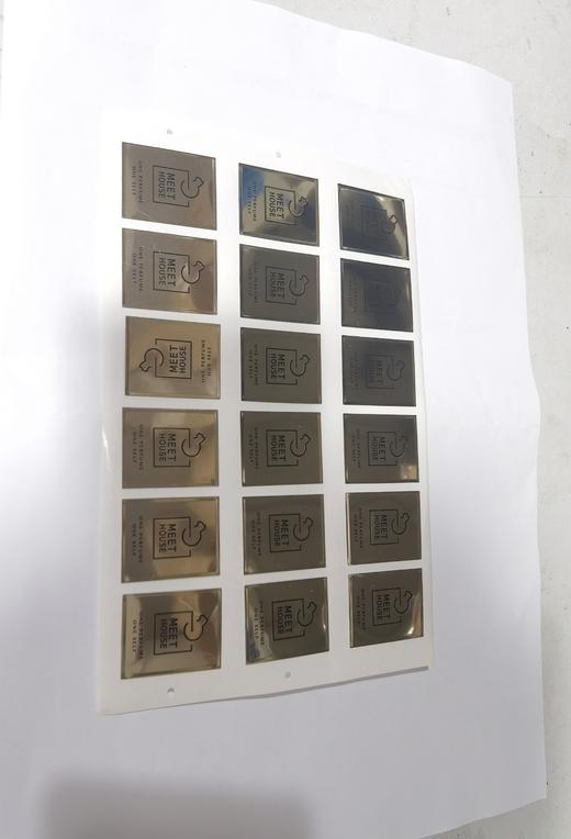 瓶身logo金标 商品图0