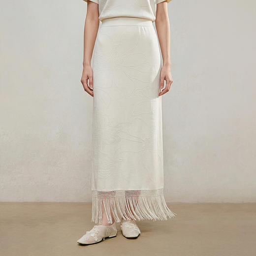 【林栖设计小店】手编流苏|米白提花百搭针织裙2026夏新款直筒毛织半身裙1962095 商品图1