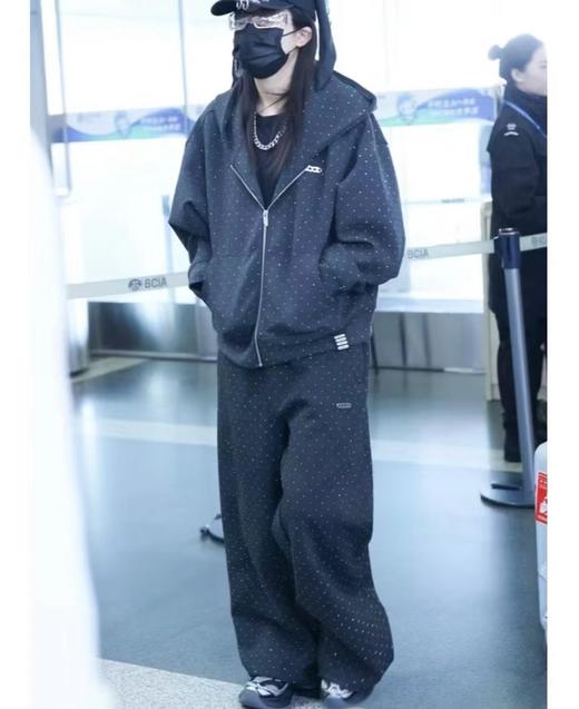 F032720闪银星空烫钻休闲宽松百搭直筒廓形情侣款长裤 商品图6