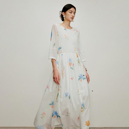 【林栖设计小店】手工系带|绣花婴儿棉压褶百搭宽松2026夏新款印花连衣裙1962141 商品图1