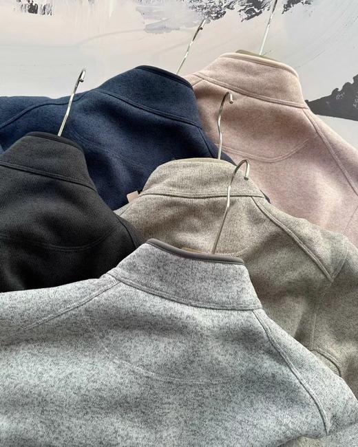 F0327119高性能针织立体硅胶带拉链袖袋立领抓绒夹克外套 商品图6