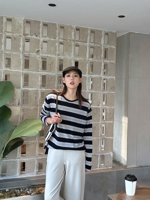 【条纹控】噢蜜ooomeooo三醋酸藏青条纹宽松套头衫 商品图1