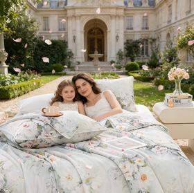 山下久奈法式花韵高端凉感丝夏被，母婴级安全、凉感丝面料、法式水彩花卉印花，一件不留的出口标准。