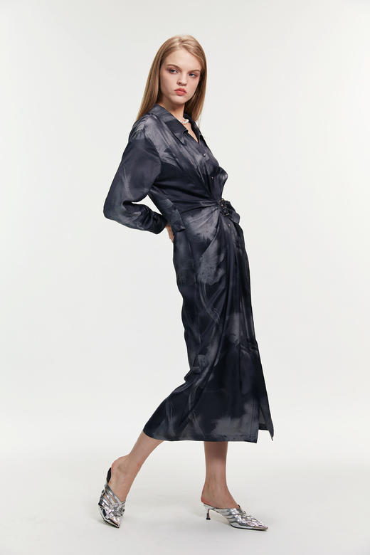 SAFICOO 优雅女人 微宽松收腰缎面衬衫裙 商品图1