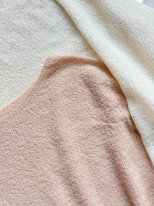 【100%精纺羊毛   肌理感树皮花一字领长袖】会呼吸的羊毛薄衫  预售7-10天 夏日羊毛系列 软糯亲肤敏感肌适用  高弹力包容各种身形  单穿、打底皆可适配多种场合 湖州仓 商品图11