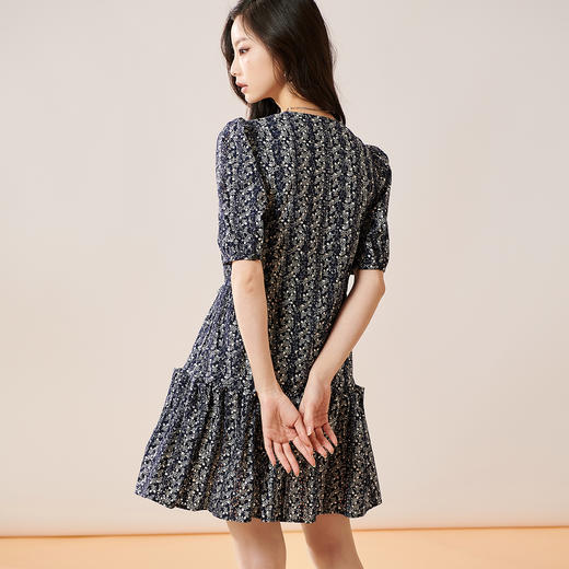 芳外2025夏季新款优雅减龄碎花连衣裙泡泡袖宽松短款a字裙子0299 商品图4