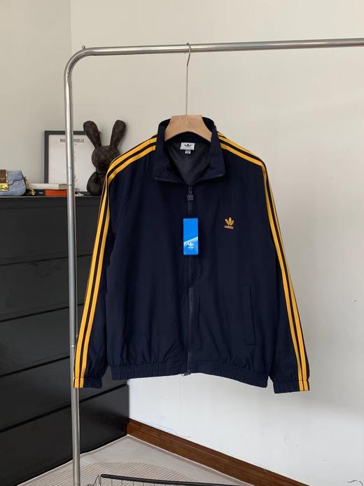 F032786复古运动风日常通勤胸口刺绣Logo泡泡纱条纹外套 商品图13