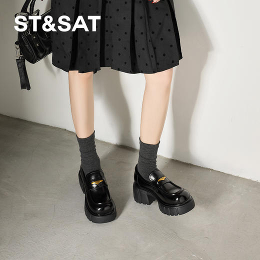 星期六26春新款学院风减龄厚底粗跟乐福鞋SSE1112CF8 商品图4