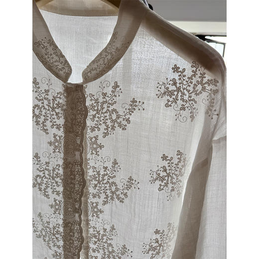 轻盈春日 100%苎麻新中式小立领衬衫/外套 重工刺绣 宽松版型 日常多场景可穿的新中式 商品图5