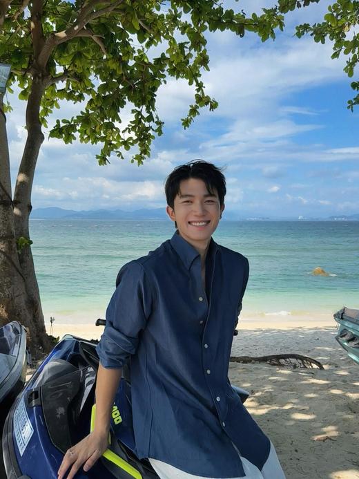 Theor*y春夏新款 商务休闲亚麻衬衫 商品图5