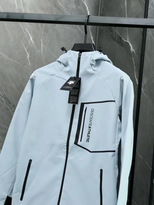 F032726春款户外休闲男士防泼水运动健身梭织连帽冲锋衣外套 商品图4