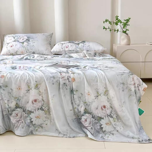 山下久奈法式花韵高端凉感丝夏被，母婴级安全、凉感丝面料、法式水彩花卉印花，一件不留的出口标准。 商品图2