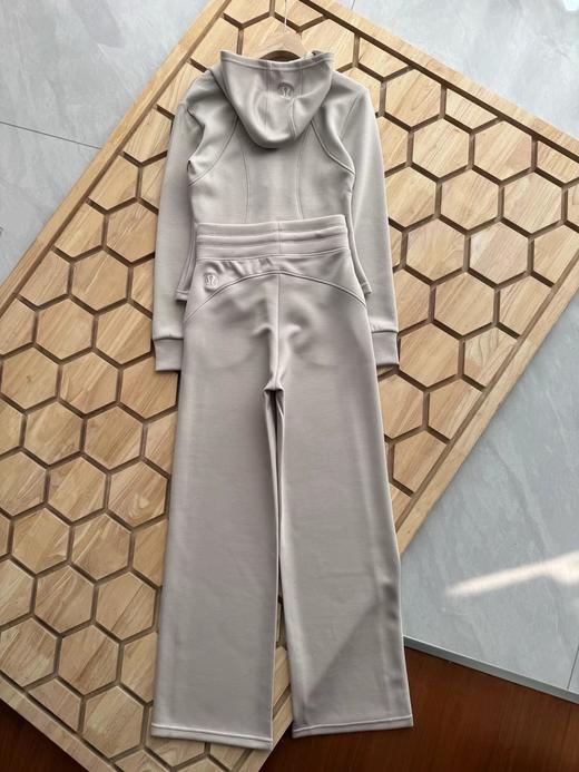 F032762防风套装新款三代运动套装女士外穿卫衣卫裤连帽套装 商品图3