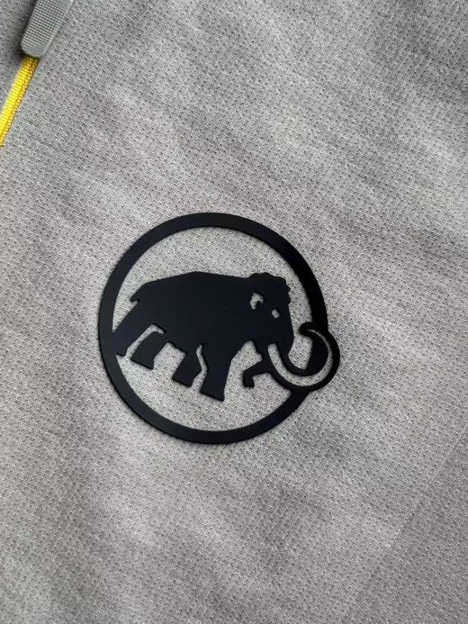 F032703早春新款男女同款纯棉双纱水洗面料绣花标识短袖T恤 商品图14