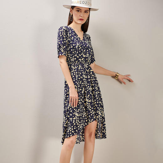 【不规则裙摆】芳外新款夏季小雏菊碎花高腰修身连衣裙0720 商品图3