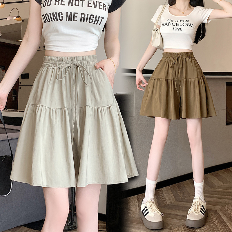 【福利❗️29.9/件🔥日系五分阔腿裤】冰感透气亲肤，宽松版型不卡裆，搭配小白鞋 / 运动鞋，夏日清爽氛围感拉满，慵懒风褶皱冰丝短裤女，五分裤韩版高腰宽松阔腿短裙裤