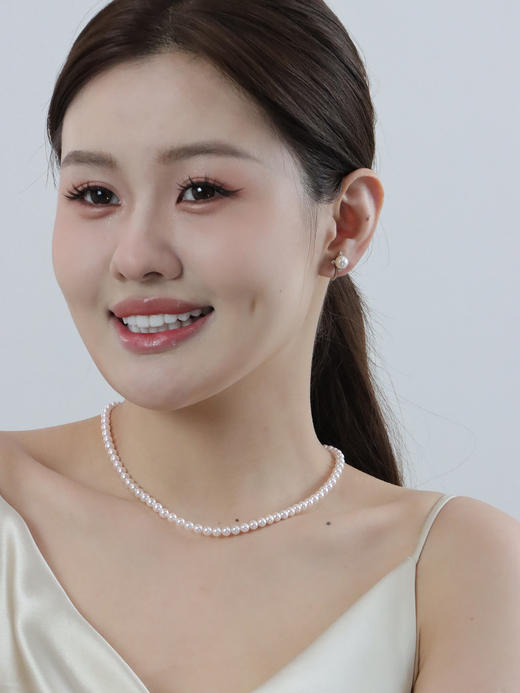 【挚友限定】18K 金Akoya 钻石耳夹 极光海水小灯泡 7mm 经典钻石花造型 优雅气质 钻石 0.15ct 商品图4