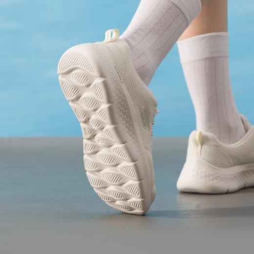 Skechers斯凯奇 女休闲鞋 125519-OFWT 商品图4