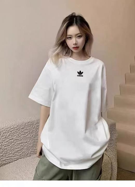 三YE草小logo刺绣男女款夏运动休闲透气短袖T恤 商品图2