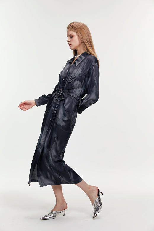 SAFICOO 优雅女人 微宽松收腰缎面衬衫裙 商品图2