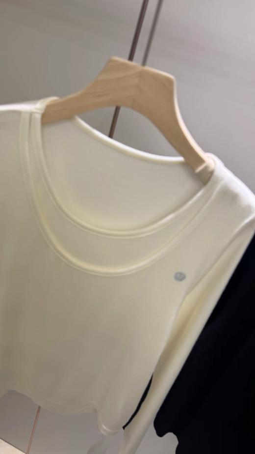 F032711一包两件装春夏款上新休闲运动宽松大U领亲肤透气修身T恤 商品图6