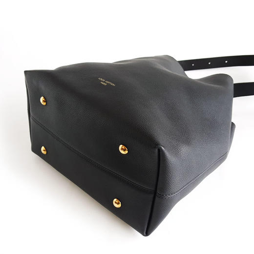 【95新】LV路易威登M24856中号黑色全皮Low Key Hobo水桶包单肩包女士260326JJ02 商品图7