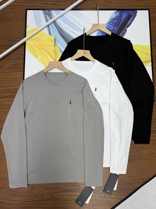 F032712胸前立体口袋运动休闲宽松男士三色圆领打底衫T恤 商品图0