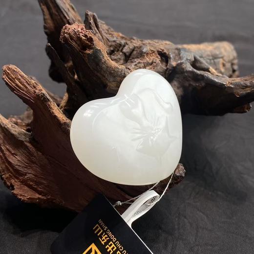 【快抱】【于田产和田玉95料猫蝶挂件 49*32】出证书，发货1~5天，48小时鉴赏期 商品图2