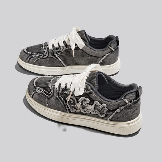 分销【人本春季鞋】人本厚底板鞋女2024秋季新款鞋子女ins潮百搭牛仔布休闲面包鞋女 RB-S0092382 商品图1